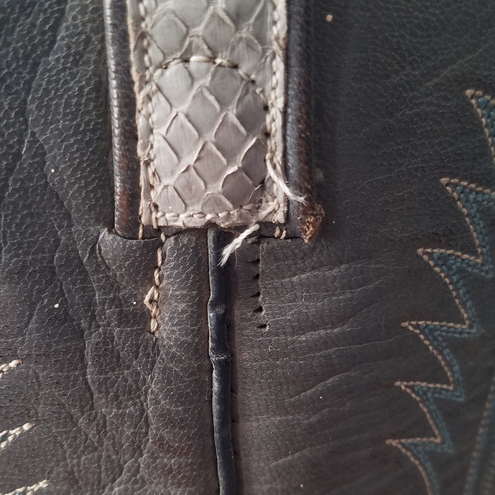 Vintage Blue Snakeskin Cowboy Boots - Picture 5 of 7